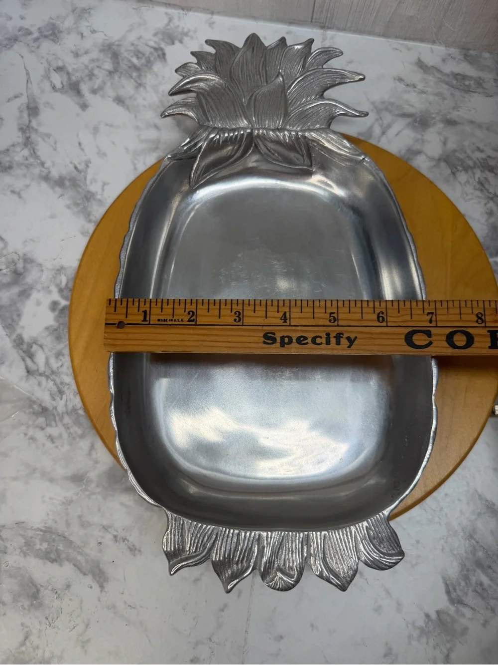 BELAVERRA Pineapple Metal Serving Tray Dish Bowl Centerpiece HTF piece 14x7.25